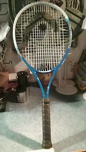 tennis racquet