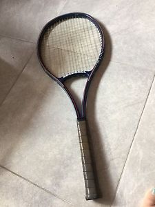 Rossignol F 250 Graphite 4 1/4 Tennis Racquet good condition