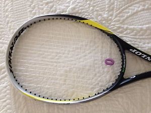 Dunlop Biomimetic F5.0 Tour - 100 head size 4 3/8 grip - Strung & Vibration Damp