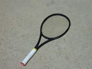 Wilson Pro Staff RF97 Autograph, Grip L3 4-3/8" - Slightly used