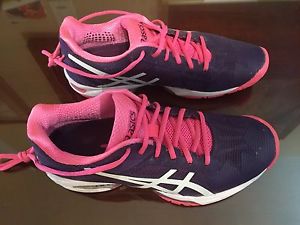 Asics gel solution speed 3 size 7