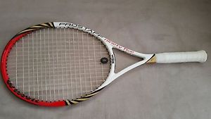 Wilson 95 Signature Series, Based on Federer’s Pro Staff Six One 90.