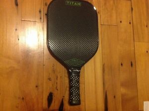 New Pro-Lite Black Diamond Titan Pickleball Paddle 7.8 With  3 Free Balls