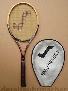 vintage *SNAUWAERT La Grande* Belgium racket in cover Excellent