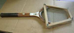 WILSON BILLE JEAN KING, VINTAGE WOOD TENNIS RACQUET W/ PRESS 4 1/2" L GRIP
