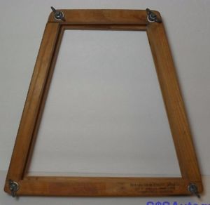 COMPLETE ANTIQUE EARLY A G SPALDING & BROTHERS WOOD TENNIS RACQUET PRESS HOLDER