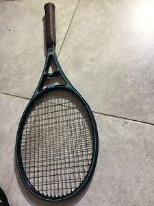 Wilson Sting Midsize 85 original 4 1/2 grip Tennis Racquet Good