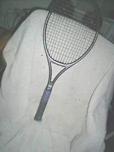 Maruman Vibnon System Graphite Kevlar Midsize Tennis Racquet