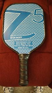 ONIX Z5 PICKLEBALL PADDLE WIDEBODY NOMEX CORE STRONG LIGHT BLUE