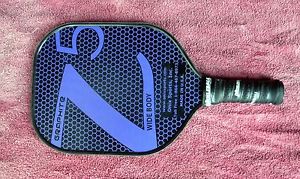 Pickle ball paddle Z 5 Graphite Used in great condition