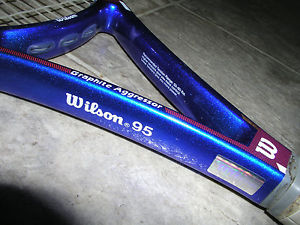 Vintage Wilson Graphite Aggressor 95 Sq. In. Tennis Racquet w/ 4 1/4" Grip