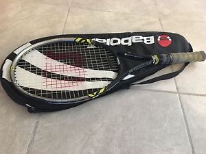 tennis racquet