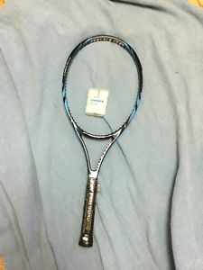NEW Dunlop Biomimetic 200 Plus Tennis Racket