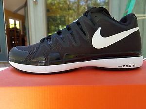 Nike Zoom Vapor 9.5 Tour tennis shoes size 10 brand new in box