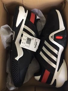 adipower barricade 8