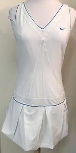 NIKE Size Medium all white Tennis Dress bubble skirt Excellent Condition Fit Dry