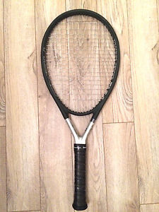 Head TI S6, excellent condition, used few weeks, very lightly! Luxilon strings!