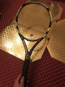Babolat Aero Blast 4 3/8 Grip 112 Sq In Head