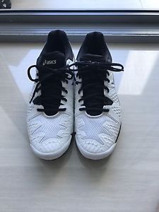 ASICS GEL RESOLUTION