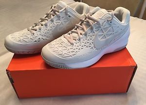 Nearly New Womens Nike Zoom Cage 2 Size 8 (US)
