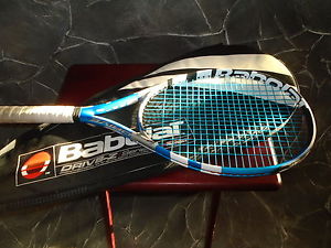 BABOLAT SOFT DRIVE SOFTWOOFER TENNIS RACQUET WITH CASE-106 SQ.IN - 4 1/4  GRIP
