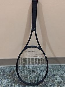 Wilson Pro Staff RF 97 Autograph tennis racquet