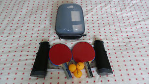 Rollnet Artengo tennis de table Neuf Filet / 2 raquettes / 3 balles / rangement