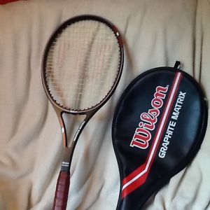 Wilson Graphite Matrix Tennis Racquet Midsize 4 3/8 (L3) With Cover