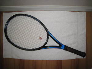 The WILSON TRIAD 4.0 Oversize 110 Tennis Racquet,  4 1/2 - HS3