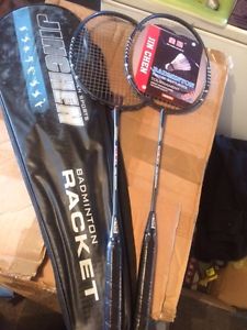 Lot revendeur 20 Raquettes de badminton NEUF en ALUMINIUM avec 10 housse