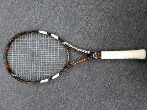 Babolat Pure Drive Play 4 1/4" 16x19 Tennis Racquet Doesn't Charge