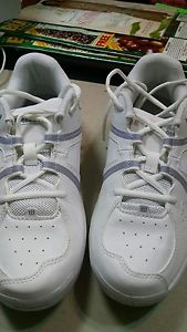 Wilson Envy Jr Size US 6 Tennis Shoe - White/Pearl Gray
