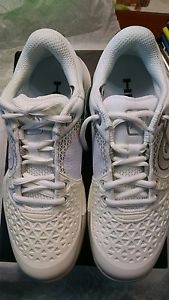 HEAD Women's US Size 8 "Revolt Pro" White/Silver