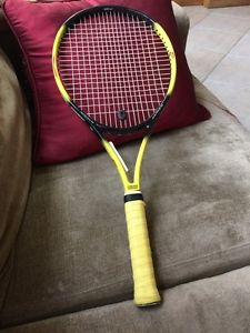 Head Andre Agassi Radical Limited Edition Barely Used 4 1/4 grip size 107 In