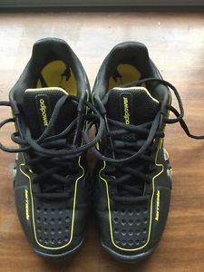 adidas tennis shoes mens 6.5 barricade G64767