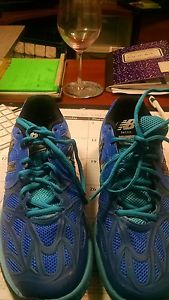 NEW BALANCE MEN'S US SIZE 9  BLUE/TURQUOISE/BLUE