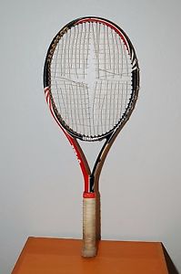 Wilson BLX Six.one Team 18x20 4 1/2 grip Tennis Racquet MP 95