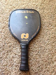 Venom Pickle ball paddle - Barely used.