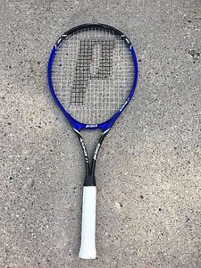 tennis racquet