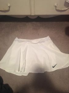 NIKE Flounce Tennis Skirt Skort White NWT Size Medium Style 480779 MSRP $58