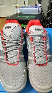 PRINCE MEN'S T22 LITE TENNIS SHOES - US SIZE 10.5 GREY/BLK/RED