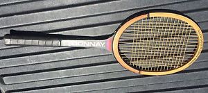 Vintage Wood Donnay Borg Pro Racket without Head Cover  Made in Belgium  4 Light
