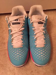 Nike Men's Size 6.5 Air Cage Advantage Tennis Shoe