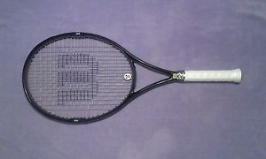 A Wilson Pro Staff 4.5 Aire Shell 110 in Nice Condition (4 1/8 L 1 Grip)