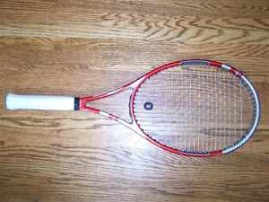 DUNLOP M-FIL 300 (3-HUNDRED) TENNIS RACKET
