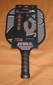ONIX Z5 Pickleball Paddle COMPOSITE Black Honeycomb