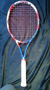 Volkl V1 Classic 20th Anniversary 4 1/4 Tennis Racket Volkl Cyclone Strings