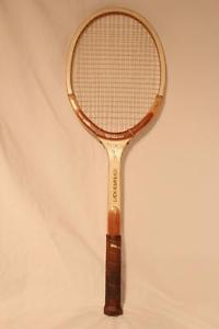 Vintage WILSON Lady Advantage Wood Tennis Racquet Racket L 4.5 4 1/2