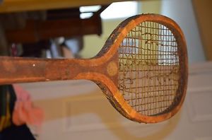 VINTAGE HORSMAN CORTLANDT WOOD TENNIS RACQUET VINTAGE - Early 1900's