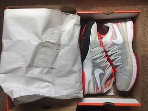 Men's Nike Vapor 9.5 Tour Roger Federer size 10.5